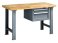 Tables d'atelier assemblées