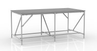 Table d'atelier du système de tuyauterie 22042004 - 1