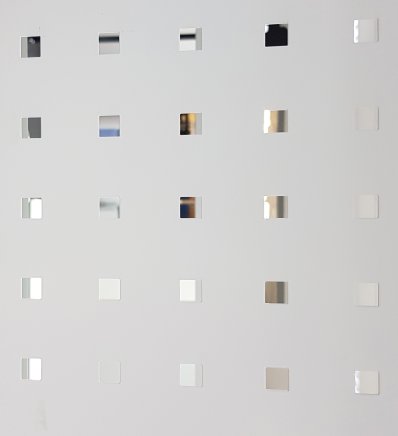 Panneau perforé gris - 1