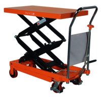 Plateforme de travail élévatrice avec commande au pied ZPX 35D