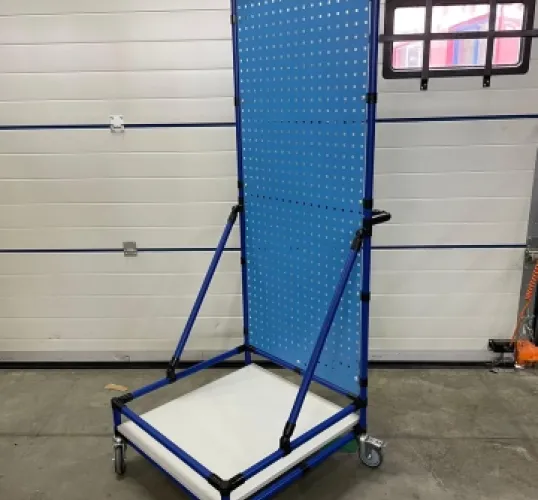 Chariot de nettoyage pour la méthodologie 5S