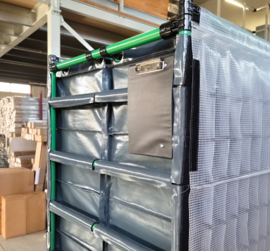 Chariot logistique avec inserts textiles