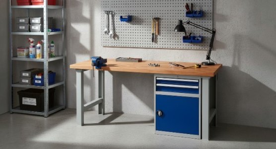 Tables d'atelier avec conteneur de base et pieds