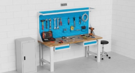 Tables d'atelier assemblées